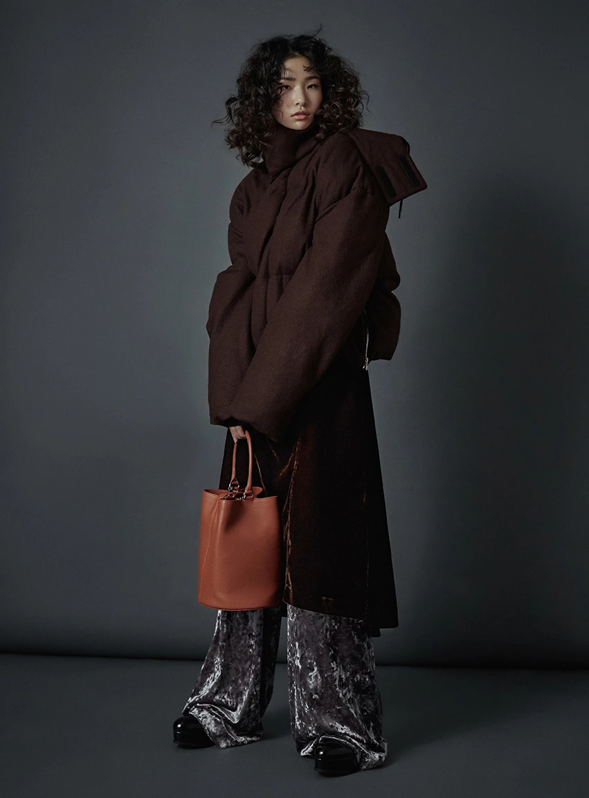 Singles — Fashion 사진 04