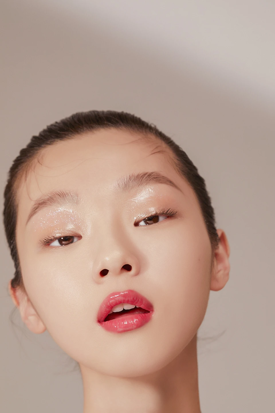 Singles — Beauty 사진 02