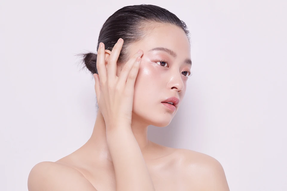 Singles — Beauty 사진 16