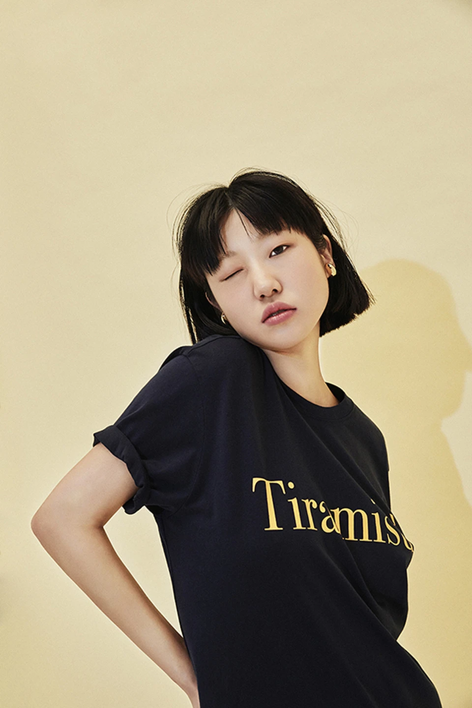 Singles — Fashion 사진 04