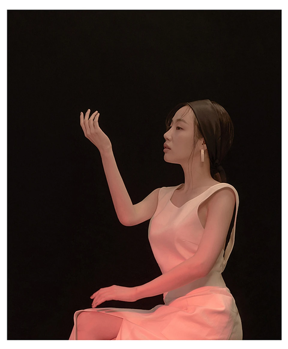 Singles — Fashion 사진 04