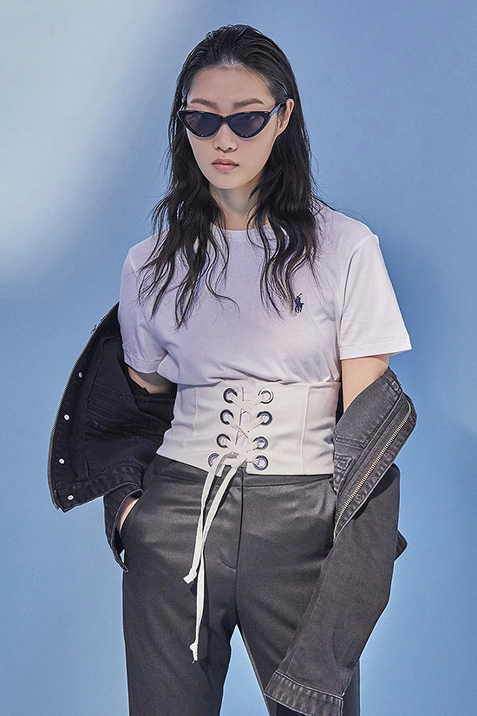 Singles — Fashion 사진 02