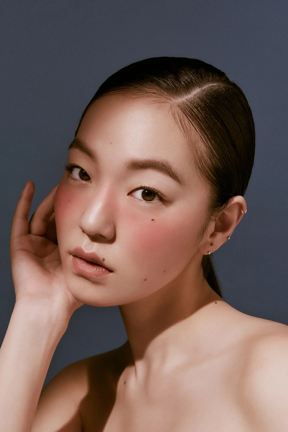 Singles — Beauty 사진 02