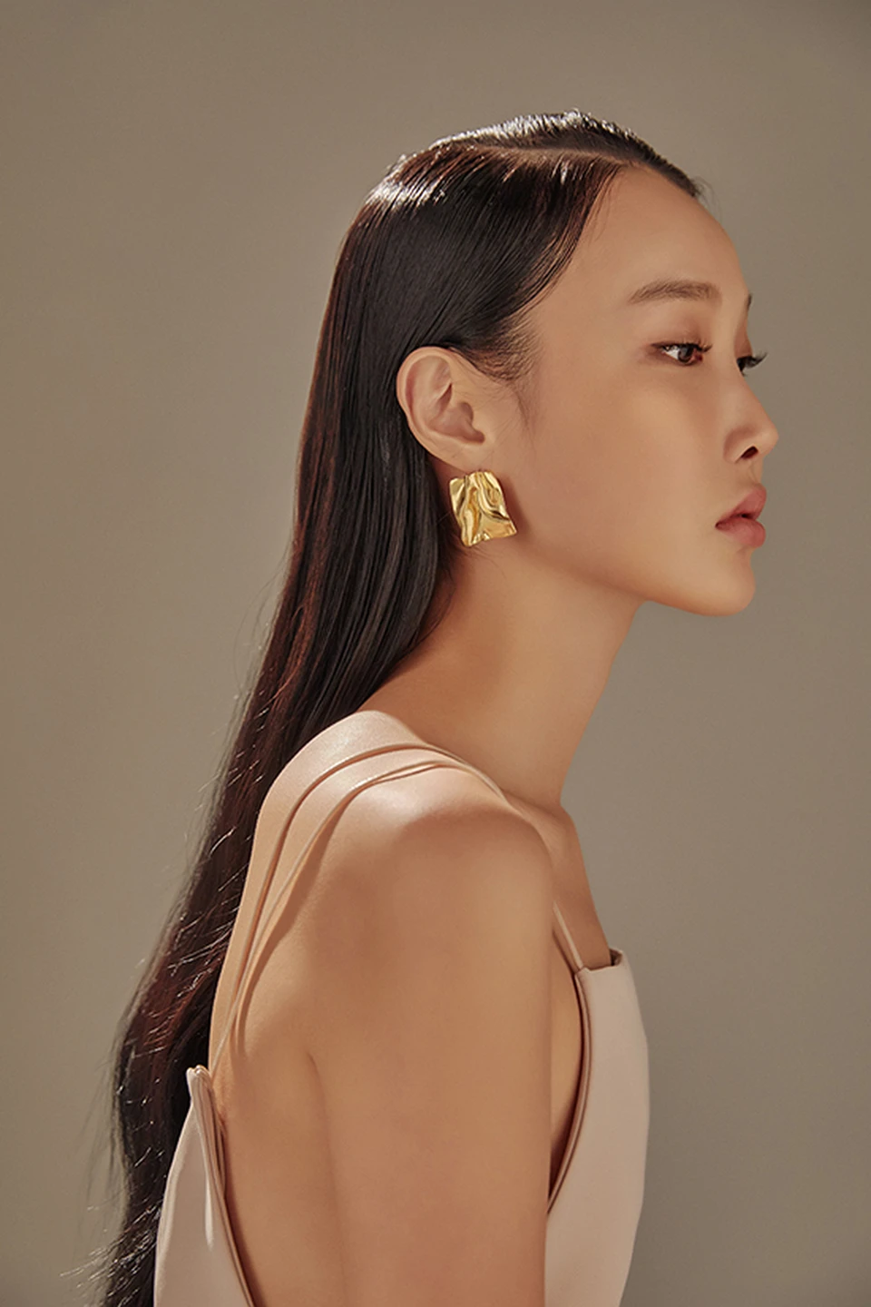 Singles — Beauty 사진 04