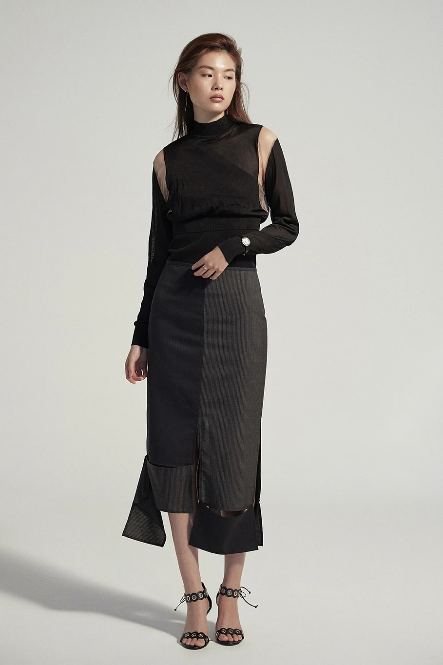 Singles — Fashion 사진 02