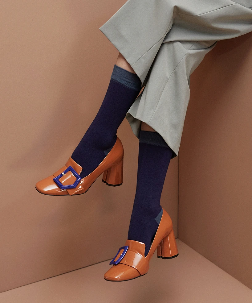Singles — Fashion 사진 03