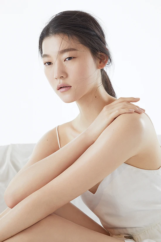 Singles — Beauty 사진 03
