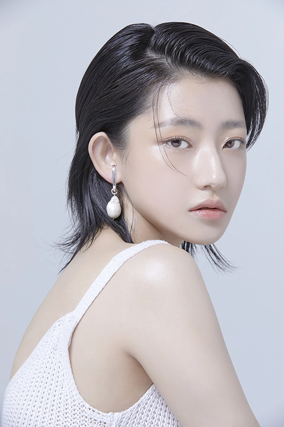 Singles — Beauty 사진 01