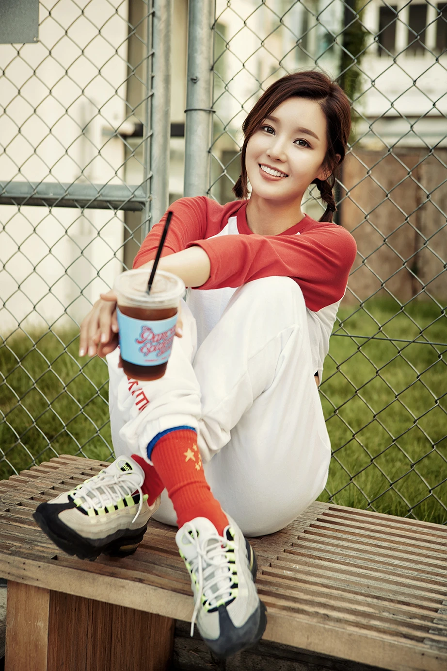 Singles — Fashion 사진 10