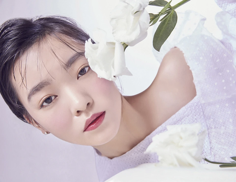 Singles — Beauty 사진 02