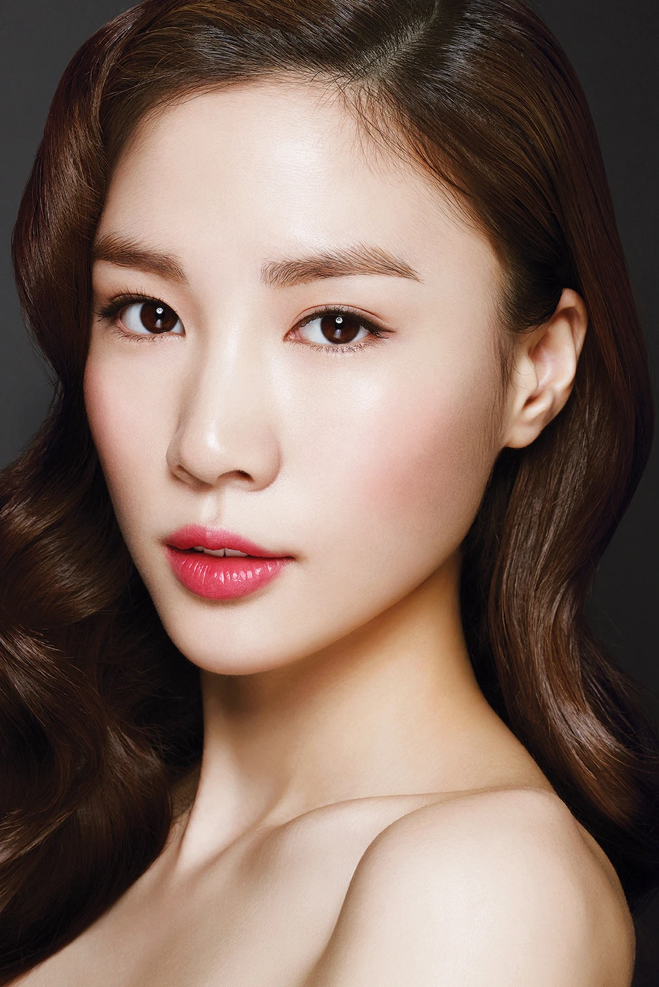 Singles — Beauty 사진 04
