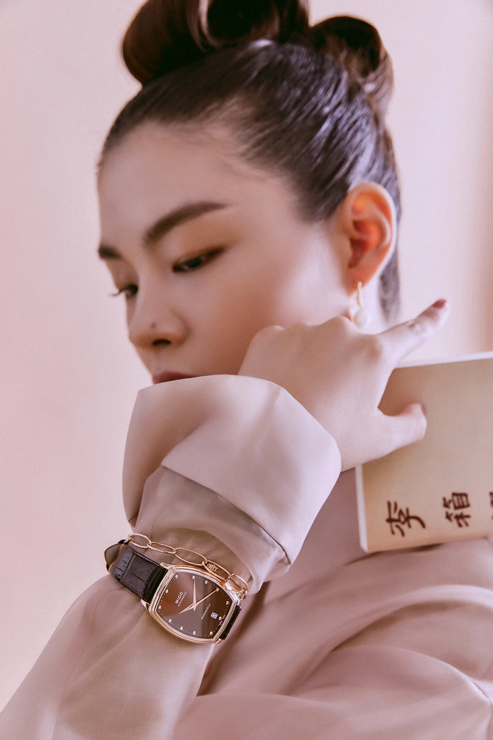 Singles — Fashion 사진 06
