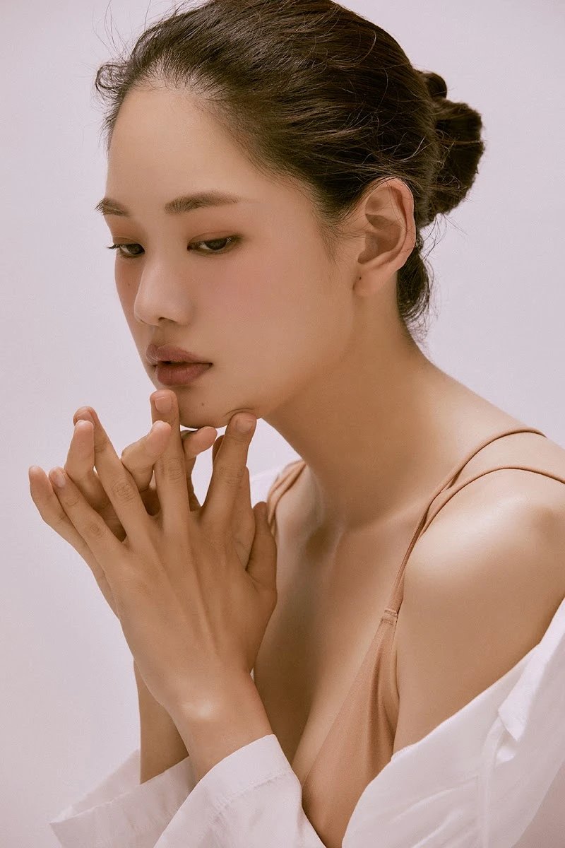 Singles — Beauty 사진 02