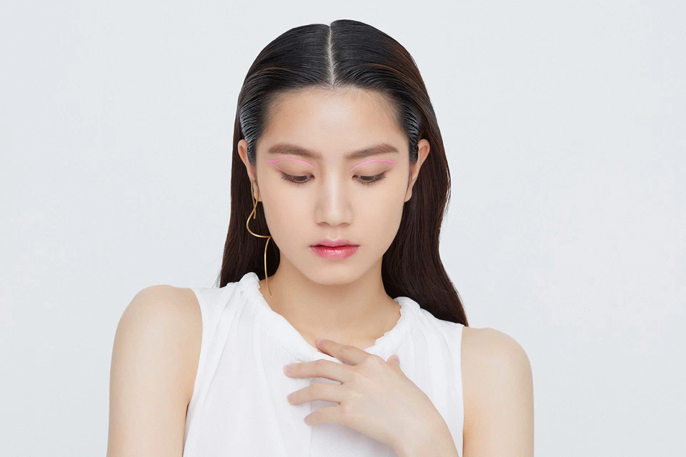 Singles — Beauty 사진 04