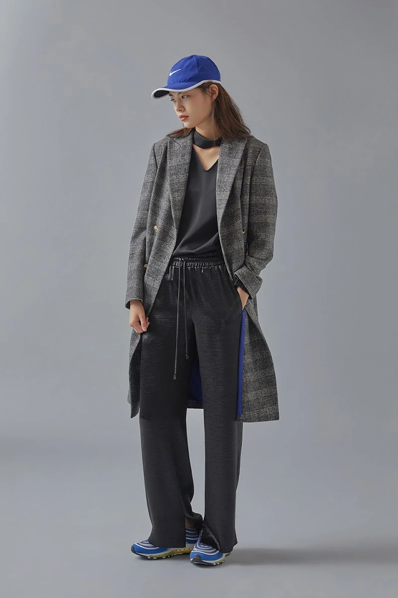 Singles — Fashion 사진 02