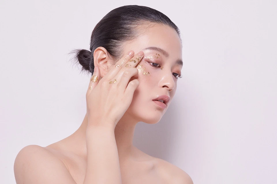 Singles — Beauty 사진 21