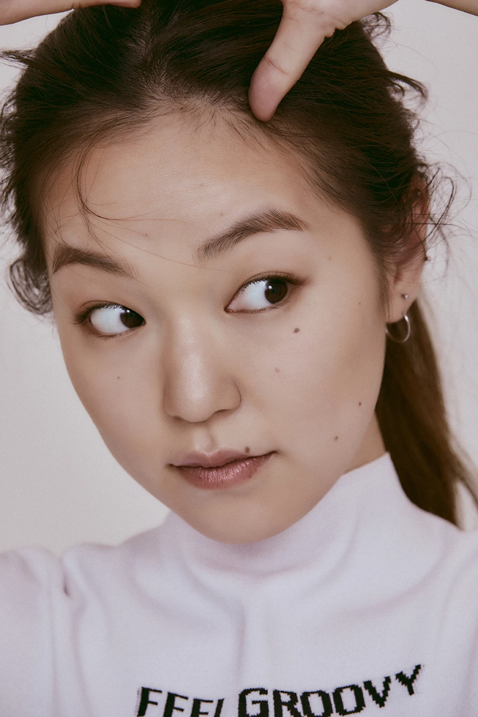 Singles — Beauty 사진 07