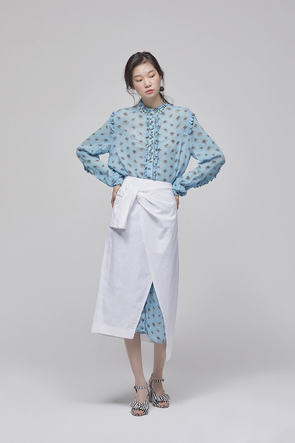 Singles — Fashion 사진 07