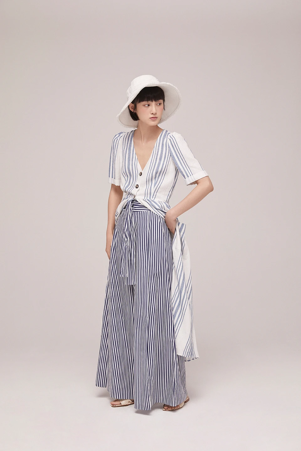 Singles — Fashion 사진 11