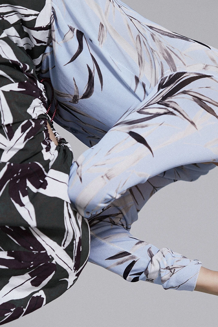 Singles — Fashion 사진 07