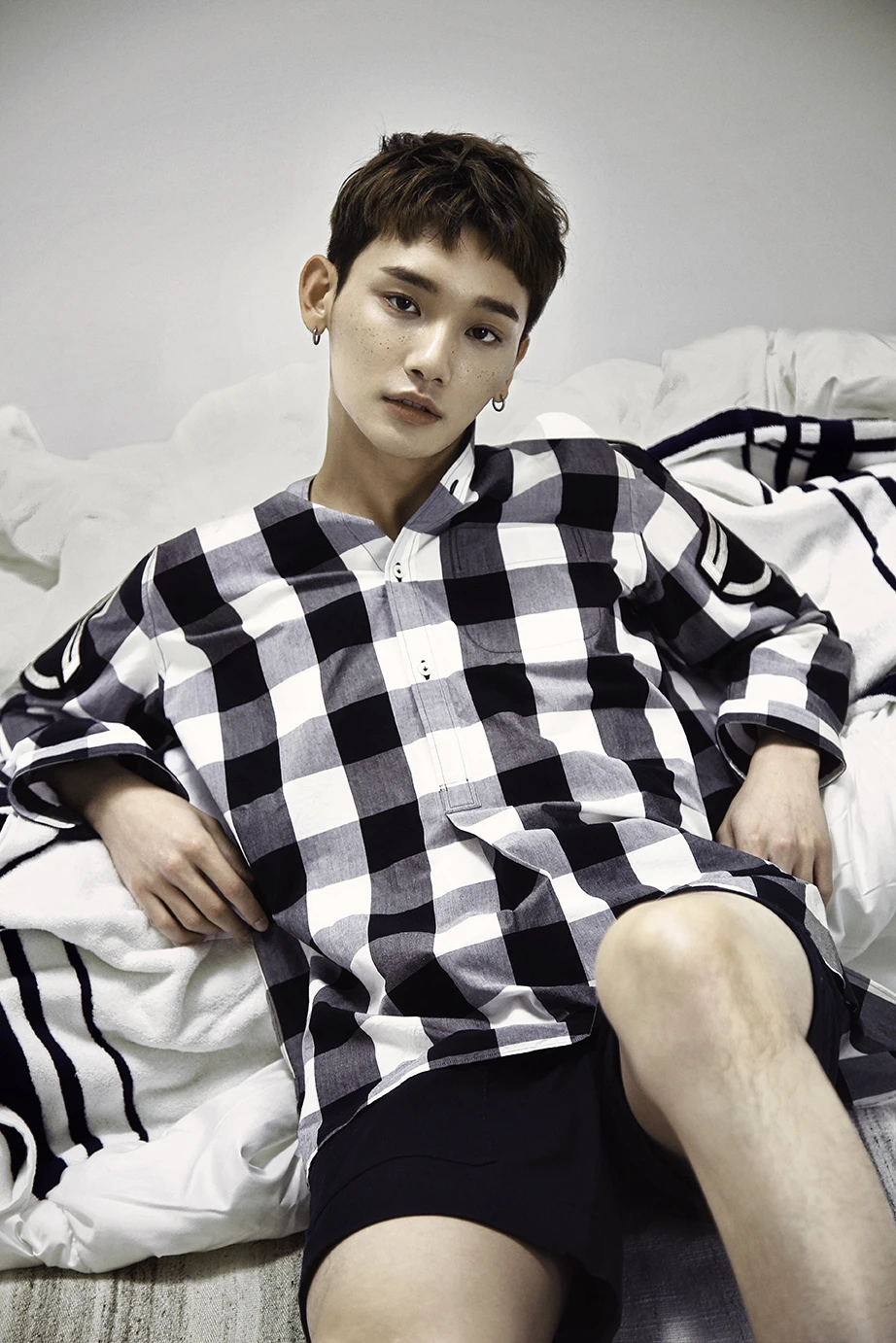 Singles — Fashion 사진 01