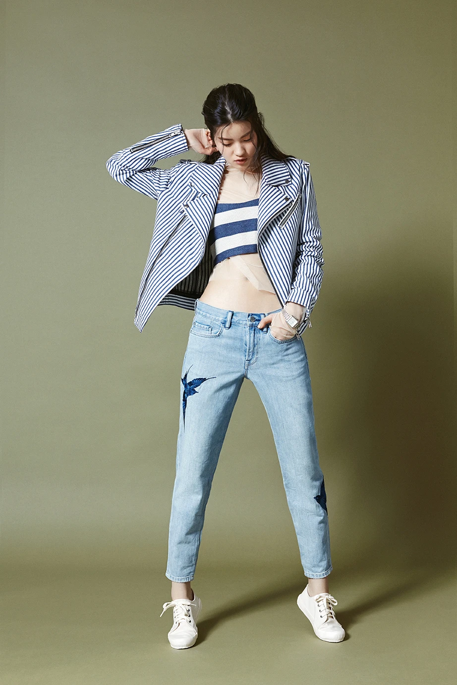 Singles — Fashion 사진 02
