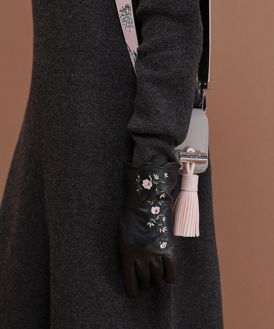 Singles — Fashion 사진 08