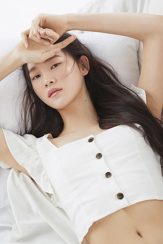 Singles — Beauty 사진 04