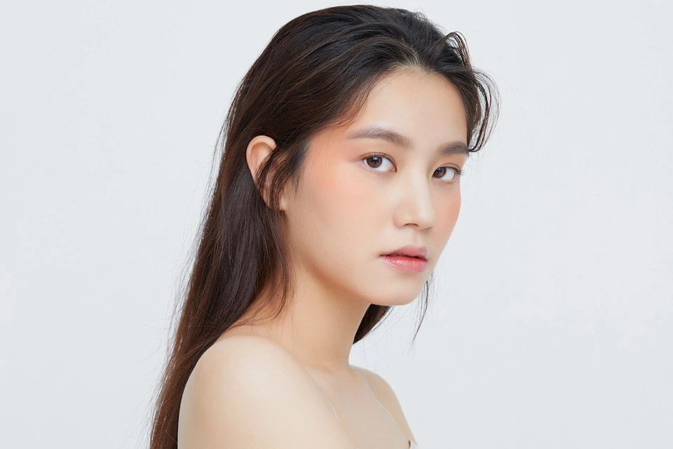 Singles — Beauty 사진 08