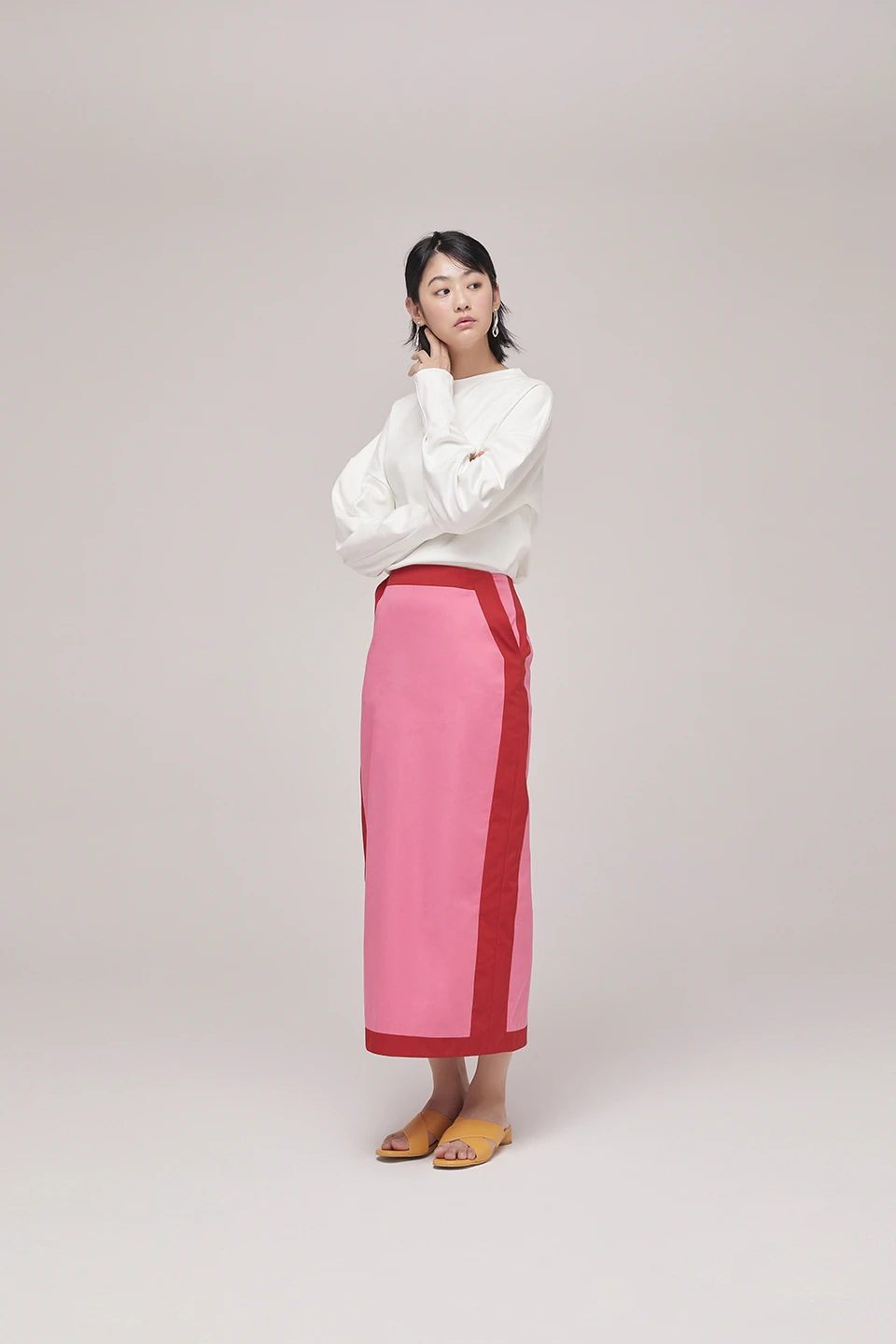 Singles — Fashion 사진 02