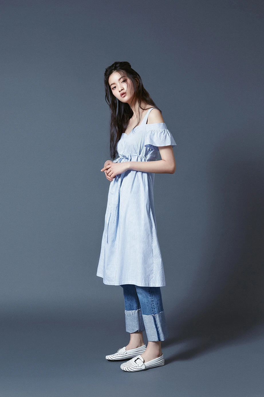 Singles — Fashion 사진 04