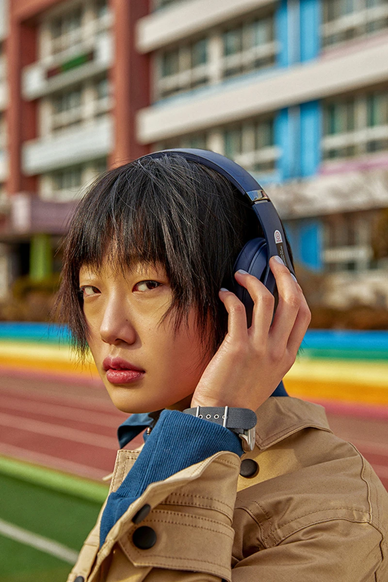 Singles — Fashion 사진 09